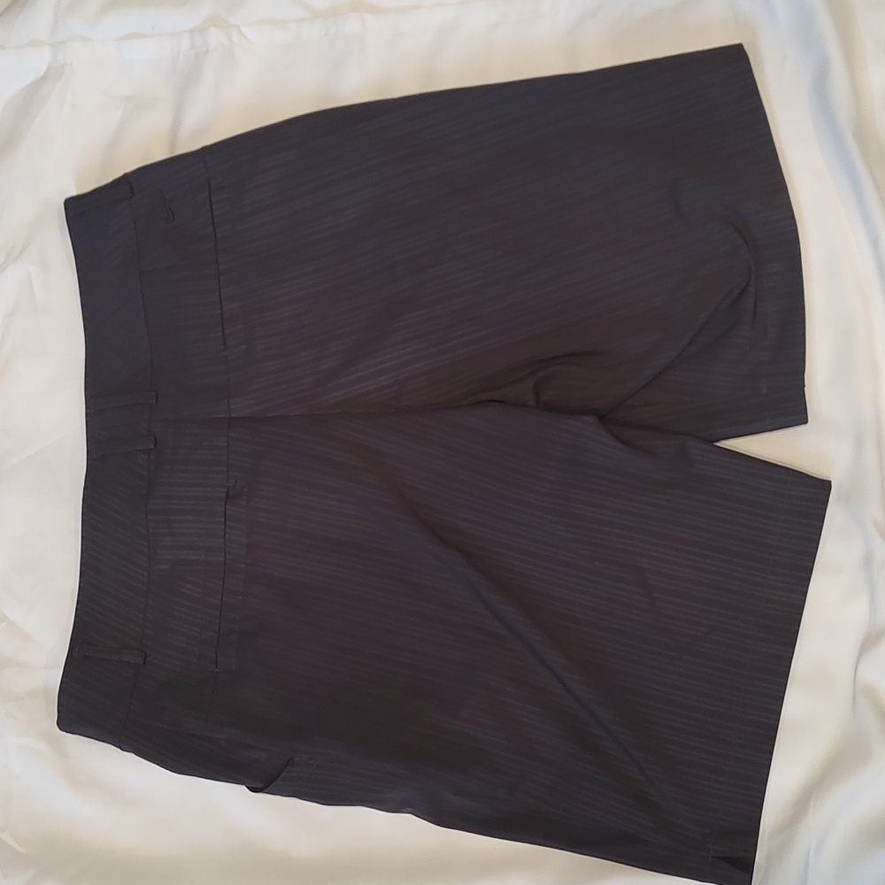 Golf Shorts - Picture 3 of 3
